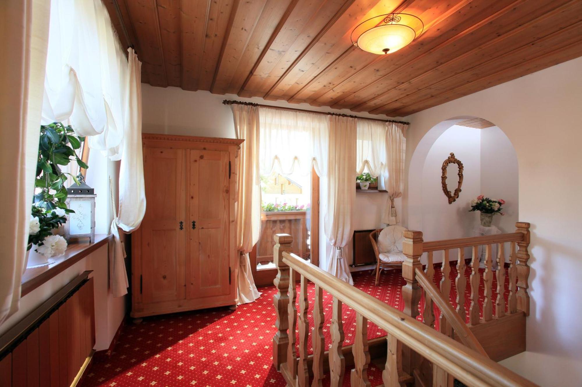 Landhaus Bachler Бриксен-им-Тале Экстерьер фото