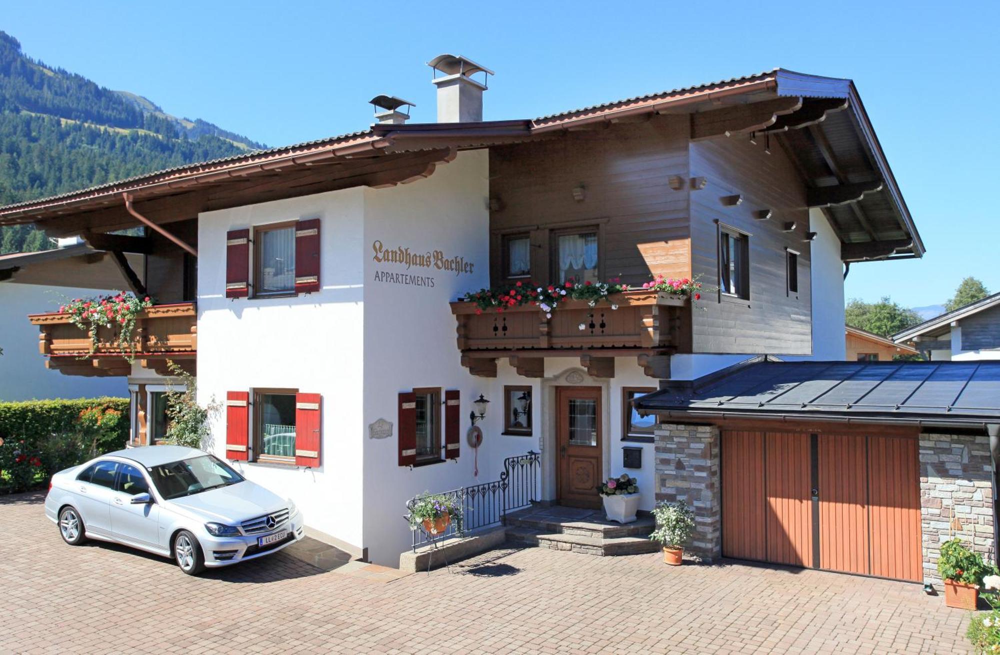 Landhaus Bachler Бриксен-им-Тале Экстерьер фото